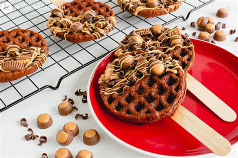 Buckeye Waffle Pops