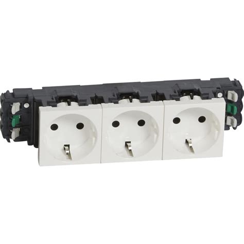 Розетка Legrand 3 х 2К+3 Программа Mosaic для установки в кабель-канале ...