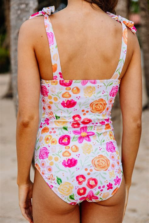 Somewhere On A Beach White Floral One Piece | Swimsuit inspiration