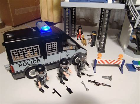 Playmobil Polizei Kommandostation Plus Plus Plus Acheter Sur Ricardo