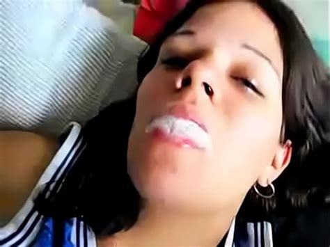 Cuspida Na Boca XVIDEOS