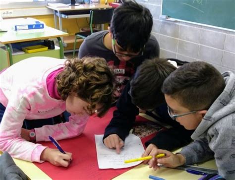 Institut Escola Coves D En Cimany Barcelona Projecte El Modernisme