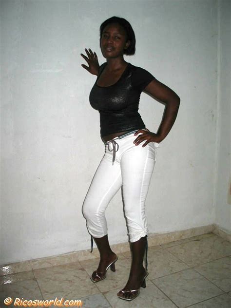 Busty Ebony Shows All Photo Gallery Porn Pics Sex Photos XXX GIFs At TNAFLIX