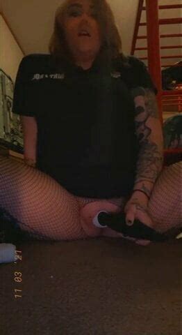 Une Grosse MILF Blanche Se Masturbe XHamster