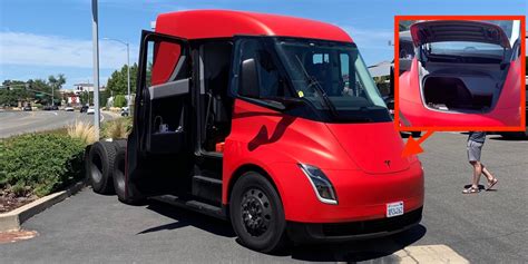 Tesla Semi Prototype Spotted First Look At The Frunk Electrek