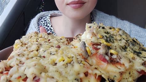 ASMR EATING PIZZA 🍕 - YouTube