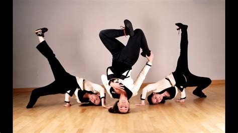 Female Head Spinning Breakdance Show Youtube