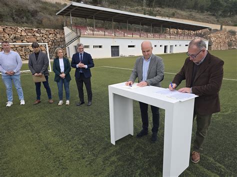 Diputación y Ayuntamiento reconstruirán el Campo de Fútbol de Alhama de