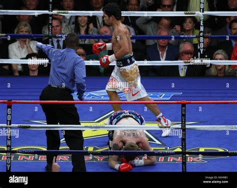 MANNY PACQUIAO RICKY HATTON PACQUIAO V HATTON ROUND 1 LAS VEGAS NV USA ...