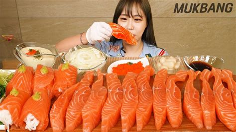 Sub 쫀득탱탱 연어회 1kg And 대왕 연어초밥 먹방 Giant Salmon Sashimi Sushi Flying Fish