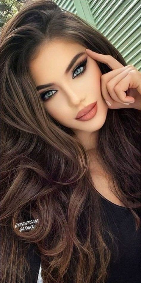 Pin By Aramis On Faces Beautiful Hair Brunette Beauty Long Hair Styles