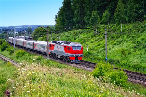 Banco de imagens : Pista, estrada de ferro, veículo, transporte público, Árvores, locomotiva