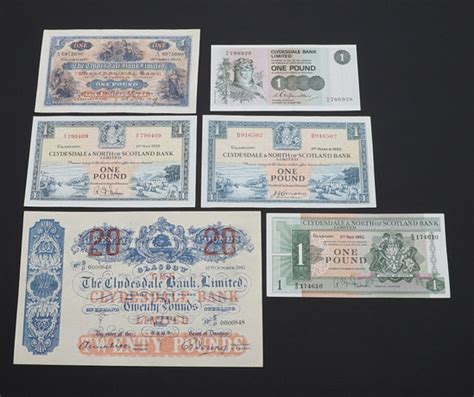 En Samling Av Sex Clydesdale Sedlar F R Att Inkludera En Tjugo Pund Sedel Mynt Medaljer