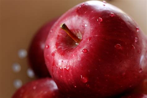 Macro photography of red apples, red delicious HD wallpaper | Wallpaper Flare