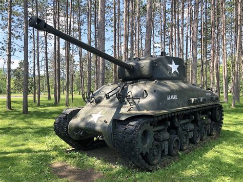 Sherman M4a1 76mm At The Pennsylvania Military Museum In B Flickr