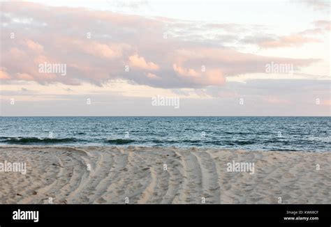 Atlantic Ocean Shoreline Seashore Hi Res Stock Photography And Images