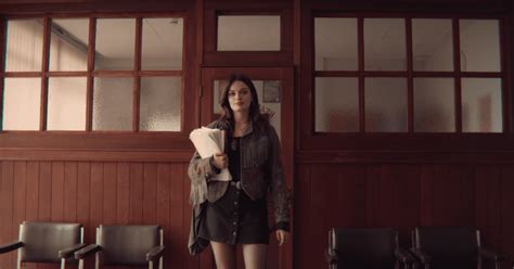 Sex Education Season Episode Maeve S Struggle Within Herself Is Showcased Through Simple