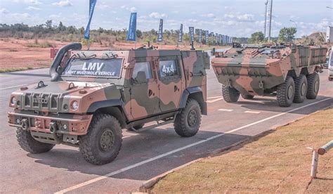 Viatura Blindada Multitarefa Leve Sobre Rodas X Vbmt Lsr X Iveco