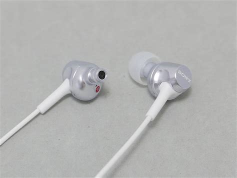 価格.com - 『デザインと質感のご参考に』SONY MDR-EX255 (W) [ホワイト] 鴻池賢三さんのレビュー・評価投稿画像・写真 ...
