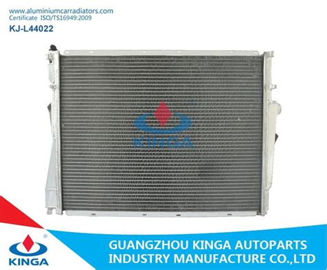 Brazing Auto Part Aluminum Radiator For BMW 316 318i 98 02