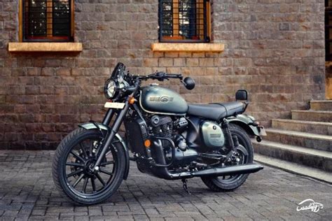 Jawa And Yezdi Roadster Get New Colour Options Gaadify