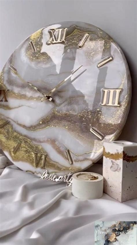 Pin by Lise Lavallée on Horloge Resin wall art Diy resin art