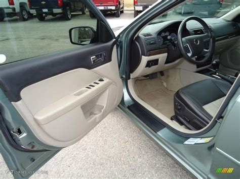 2006 Mercury Milan V6 Premier interior Photo #43589751 | GTCarLot.com