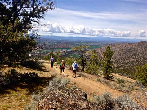 Hike at Smith Rock State Park — SmithRock.com | Smith Rock State Park ...