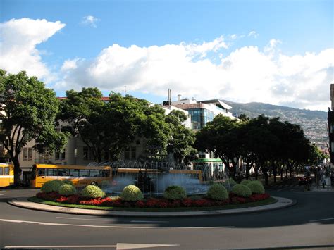 Praça Santa Catarina - Praça Santa Catarina - Funchal | Manoel T | Flickr