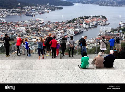 Floibanen funicular railway bergen hi-res stock photography and images ...