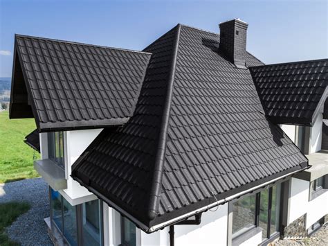 The Benefits For Contractors Of Choosing Metal Roofing Vs Shingles