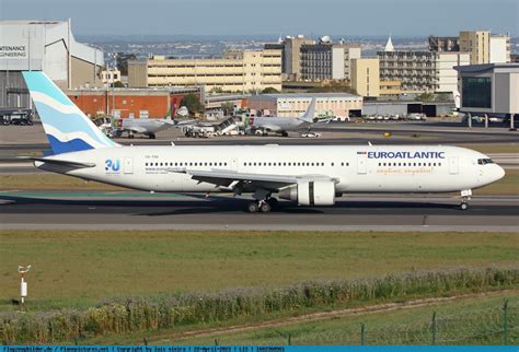 Picture Euro Atlantic Airways Boeing P Er Cs Tsu