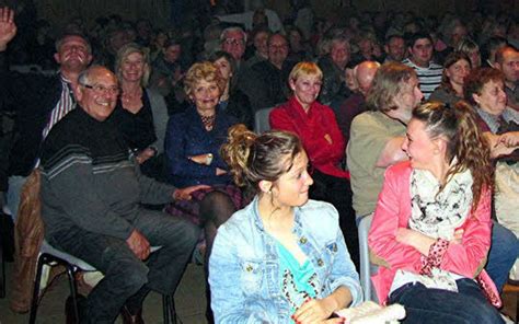 Microclimat Spectateurs Pour Le Spectacle D Lisabeth Buffet Le