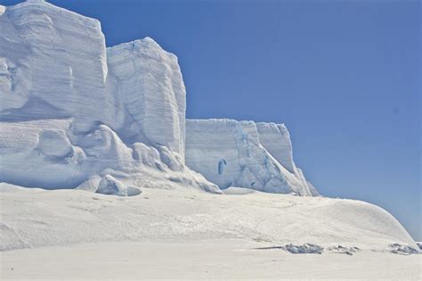 Stunning images of the coldest places on Earth | loveexploring.com