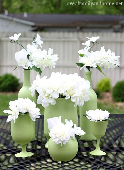 Easy Inexpensive Centerpiece Ideas Spray Painted Vases Love Of