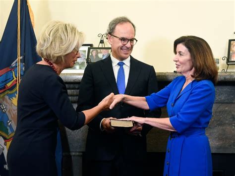 Kathy Hochul Becomes New Yorks First Female Governor New York City