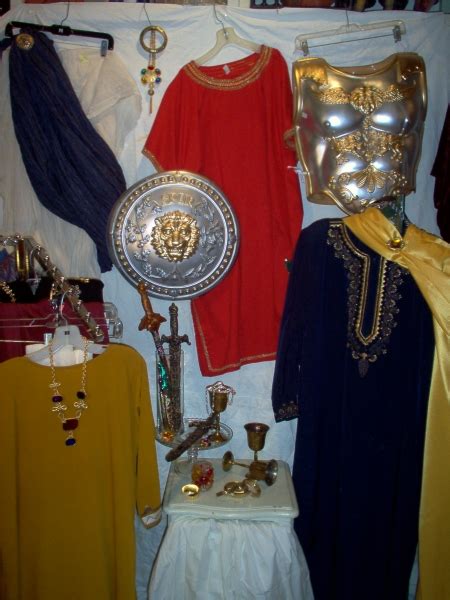 Roman Tunics and Accessories, Roman Tunics, Ancient Roman Jewelry ...