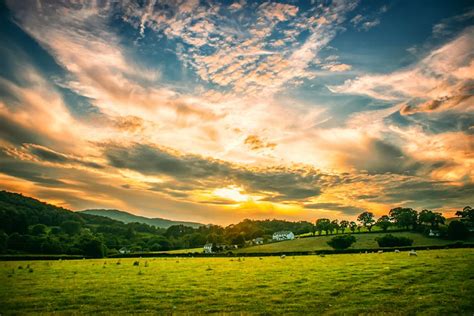 Farm Land during Sunset · Free Stock Photo