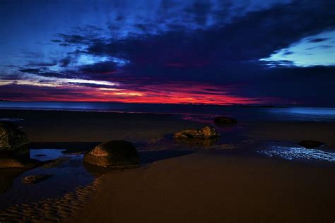 Wells Beach Glow Of Red Photograph By Warren Labaire Photography Pixels