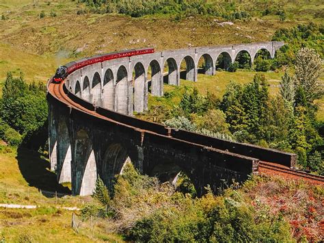 Glenfinnan Viaduct Viewpoint How To See The Magical Hogwarts Express