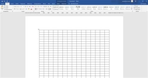 Cómo hacer una hoja cuadriculada en Word