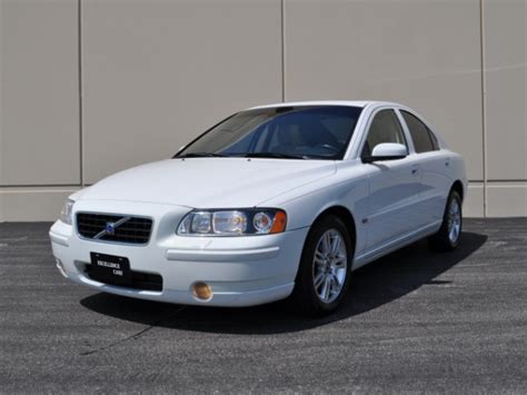 2006 Volvo S60 - Information and photos - MOMENTcar