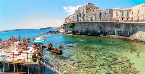 Top beaches in Syracuse Sicily beaches