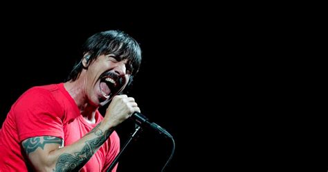 Red Hot Chili Peppers vende su catálogo por 140 millones de dólares
