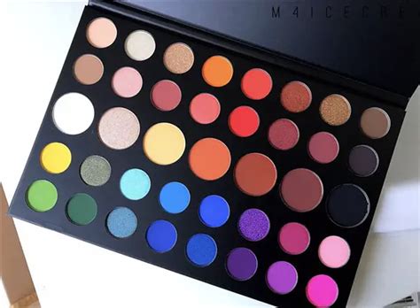 Paletas De Sombras De Ojos Que No Pueden Faltar En Tu Kit De Make Up