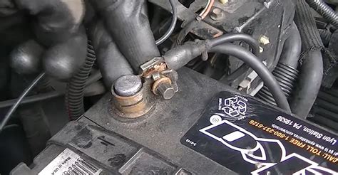 Ford Focus Battery Light is On But Alternator Charging? - Autos Square