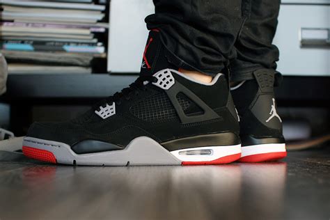 AIR Jordan 4 “BRED”