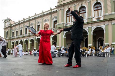 Celebran Danzoneros Del Parque 21 De Mayo Su 29 Aniversario H