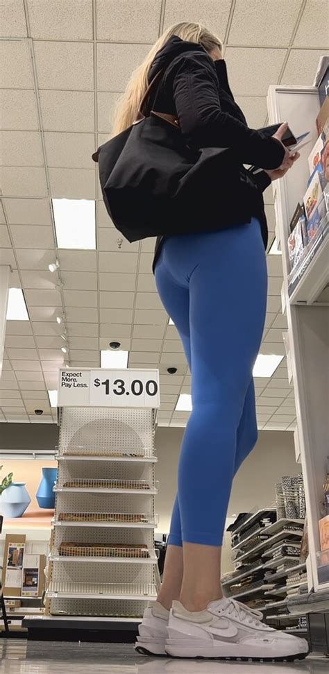Fit Blonde Milf Blue Yoga Upshot Oc Video Spandex Leggings Yoga Pants Forum