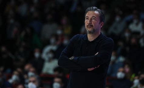 Virtus Bologna Luca Banchi Il Nuovo Allenatore Ufficiale